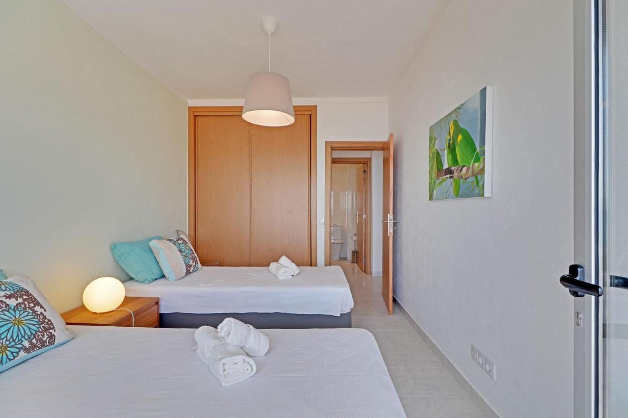 Quarteira Beach & Ocean View By Homing ภายนอก รูปภาพ